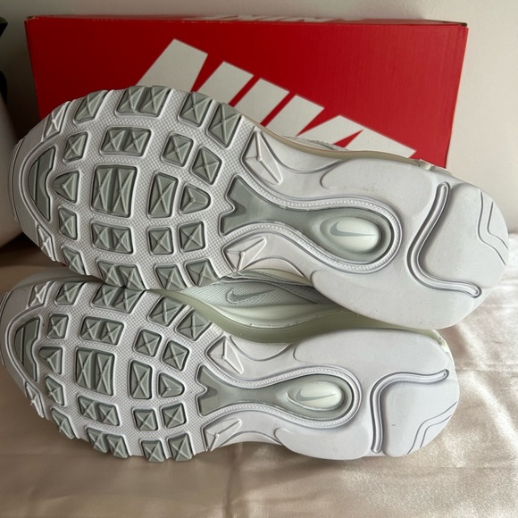 Nike Air Max 97 Women Brand New Size Us6.5/Eu37.5 - Picture 8 of 10